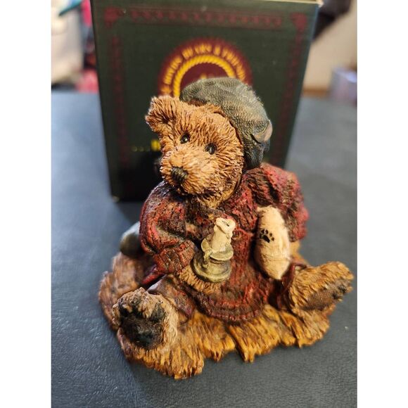 Boyds Bear In Box Neville The Bedtime Bear, style number #2002, copyrighted in 1 - Picture 1 of 8